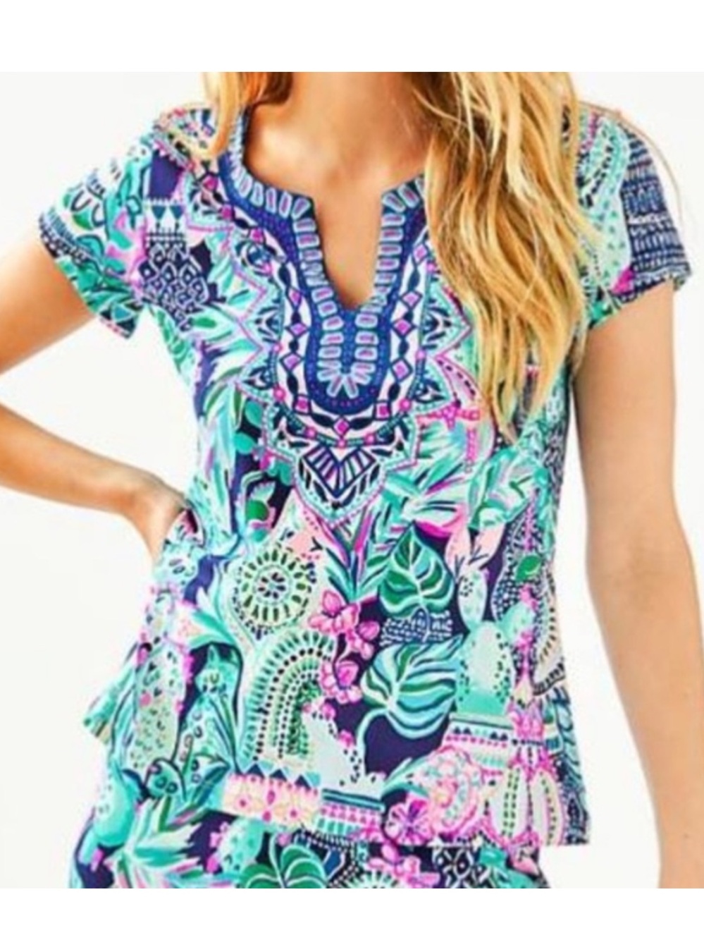 Lily Pulitzer Alora Top in “Looking Sharp” Print XL Extra Large Split Neck